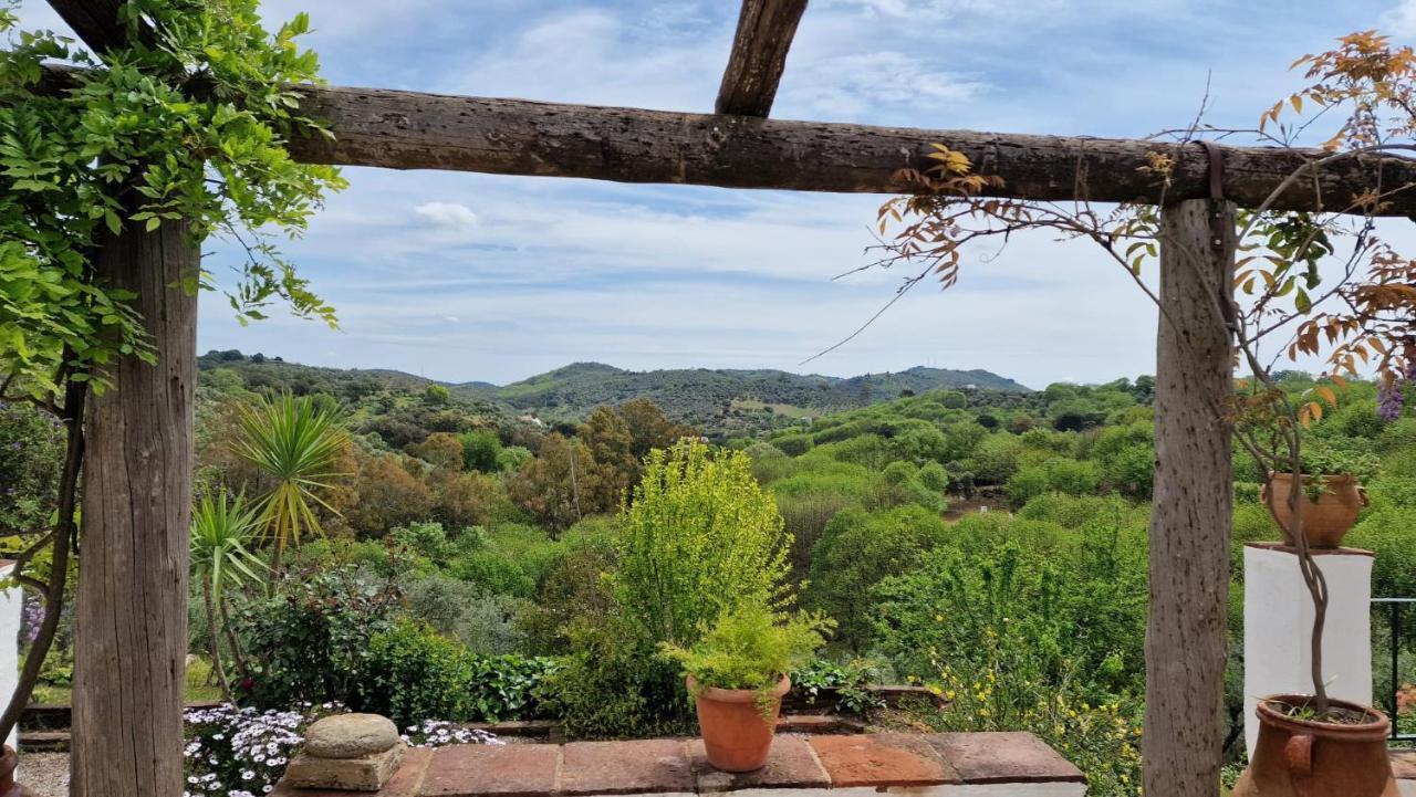 Villa Botero Constantina Luaran gambar