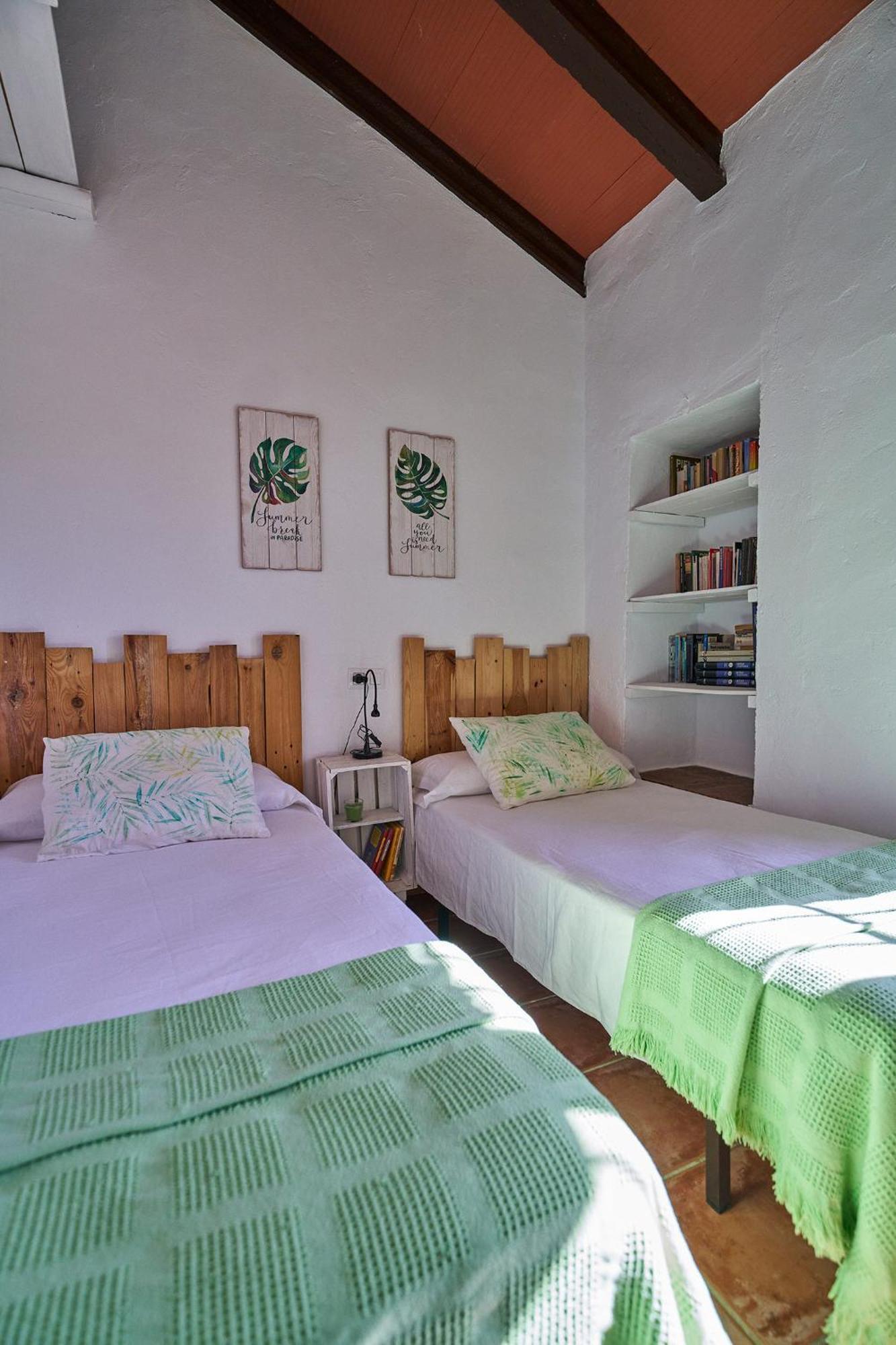 Villa Botero Constantina Bilik gambar