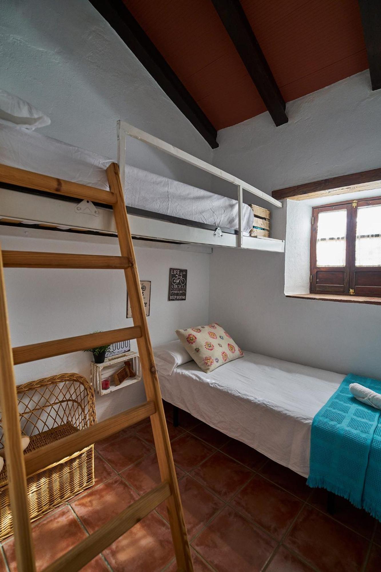 Villa Botero Constantina Bilik gambar