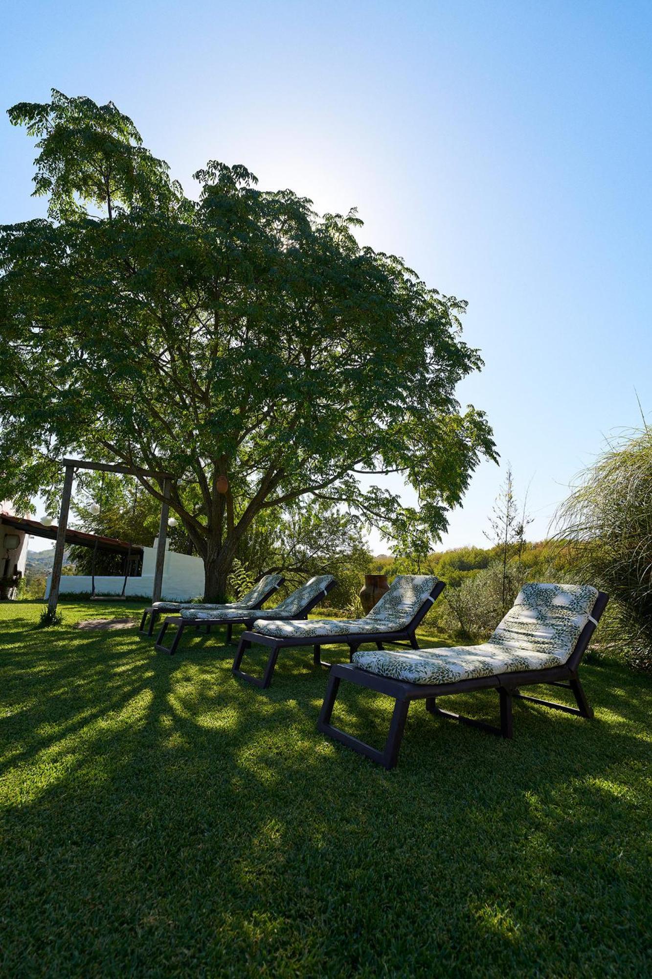 Villa Botero Constantina Bilik gambar